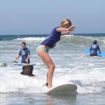 beginner surfer girl