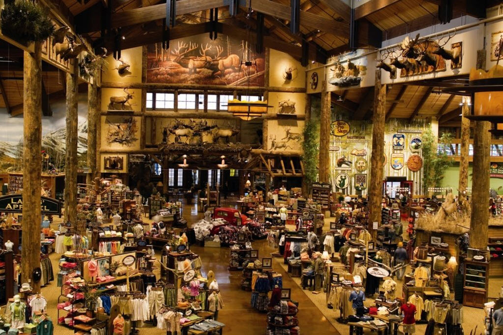 Best Shops for Hunting Gear in the World